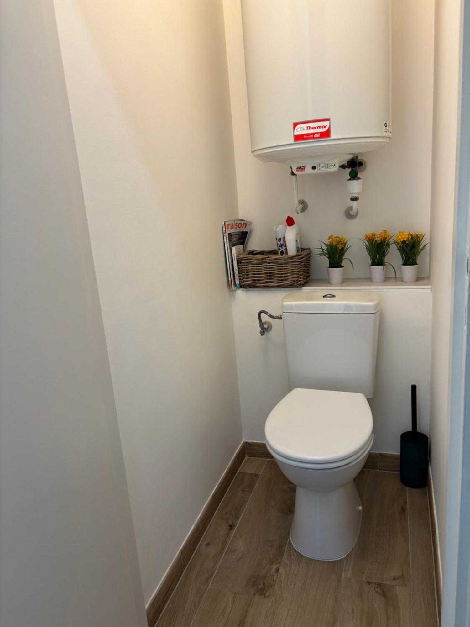 Proche Centre Sanary Studio Climatise 4 Personnes Exterior photo